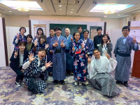 「坊っちゃん」体験型演劇後の集合写真